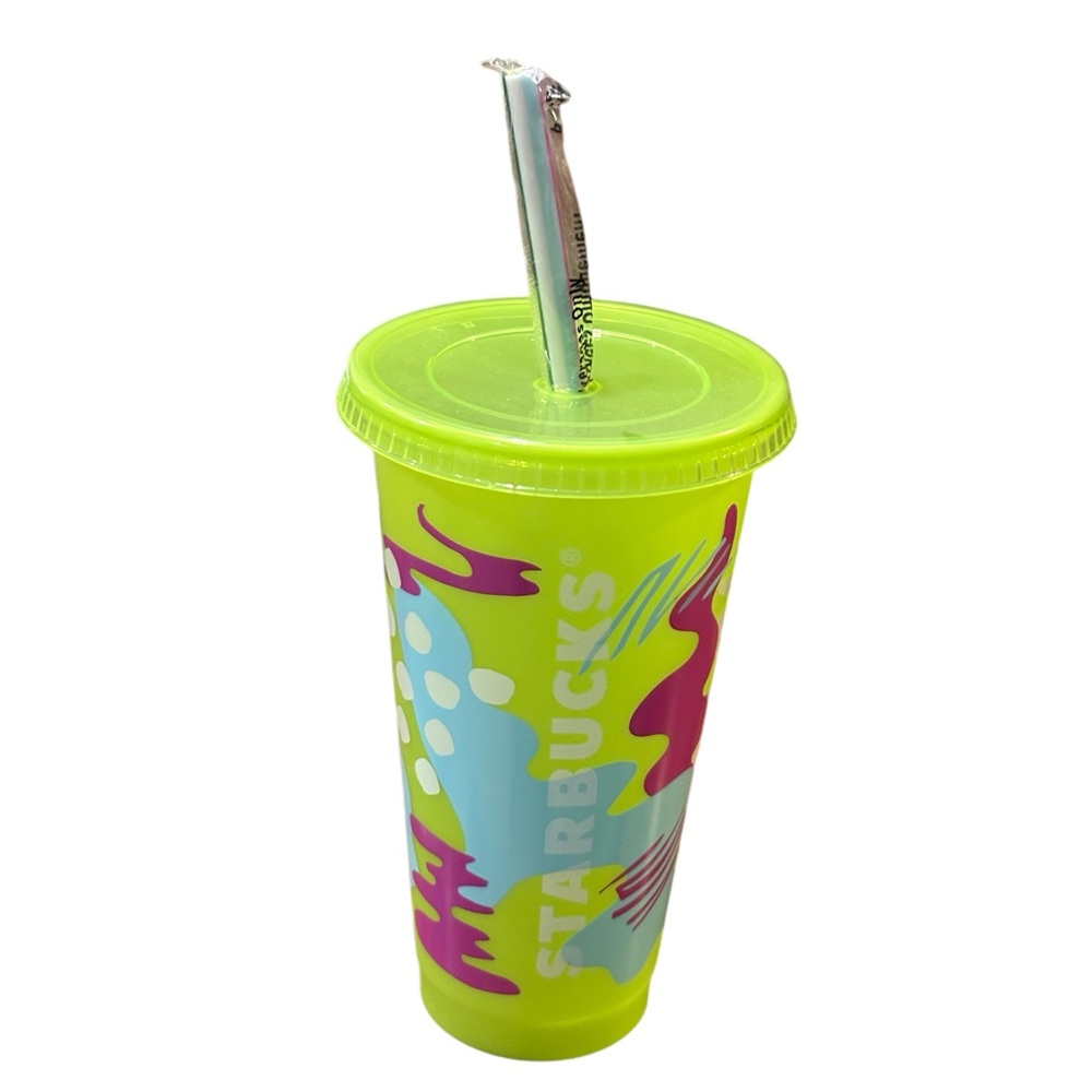 New Starbucks Color Changing Reusable Cold Cup With Straw 24 oz